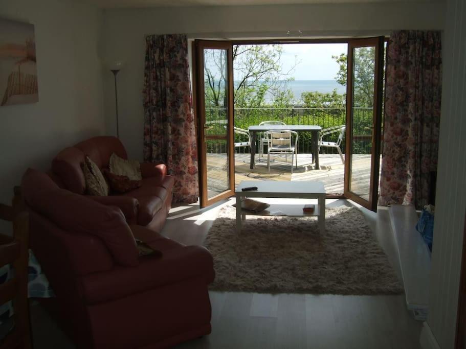 Cottage , Seaside Views, Quiet Beach, Awesome View Pendine Exteriör bild