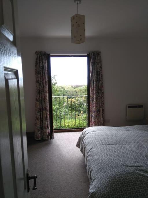 Cottage , Seaside Views, Quiet Beach, Awesome View Pendine Exteriör bild